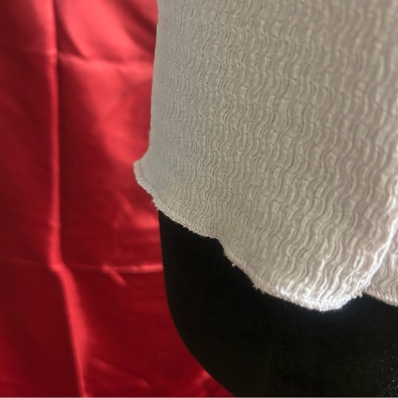 Lavender Ruffled Off-Shoulder Top - Picture 5 of 6